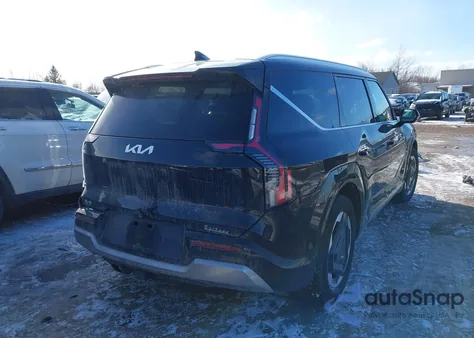 2025 Kia Ev9 Land from USA, damaged, VIN 5XYADFS53SG001029